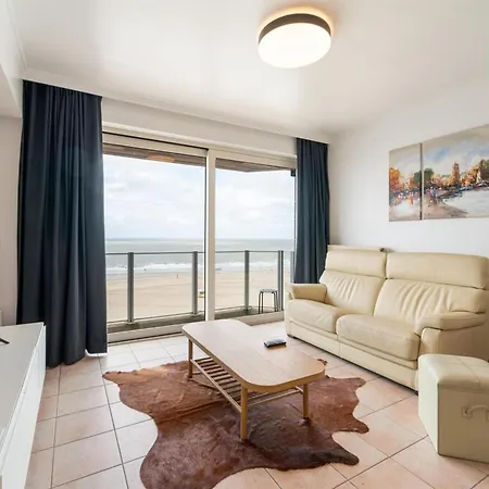 Apartment Mistral In Blankenberge